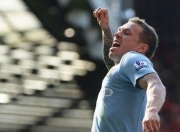 开云体育-金州勇士发布备战花絮，今夜绝杀压哨，英超任务艰巨，训练强度明显提升的简单介绍